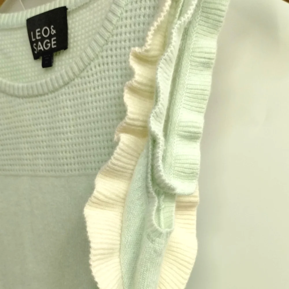 Leo & Sage Cashmere Sweater Tank Aqua Ruffle Shoulder‎